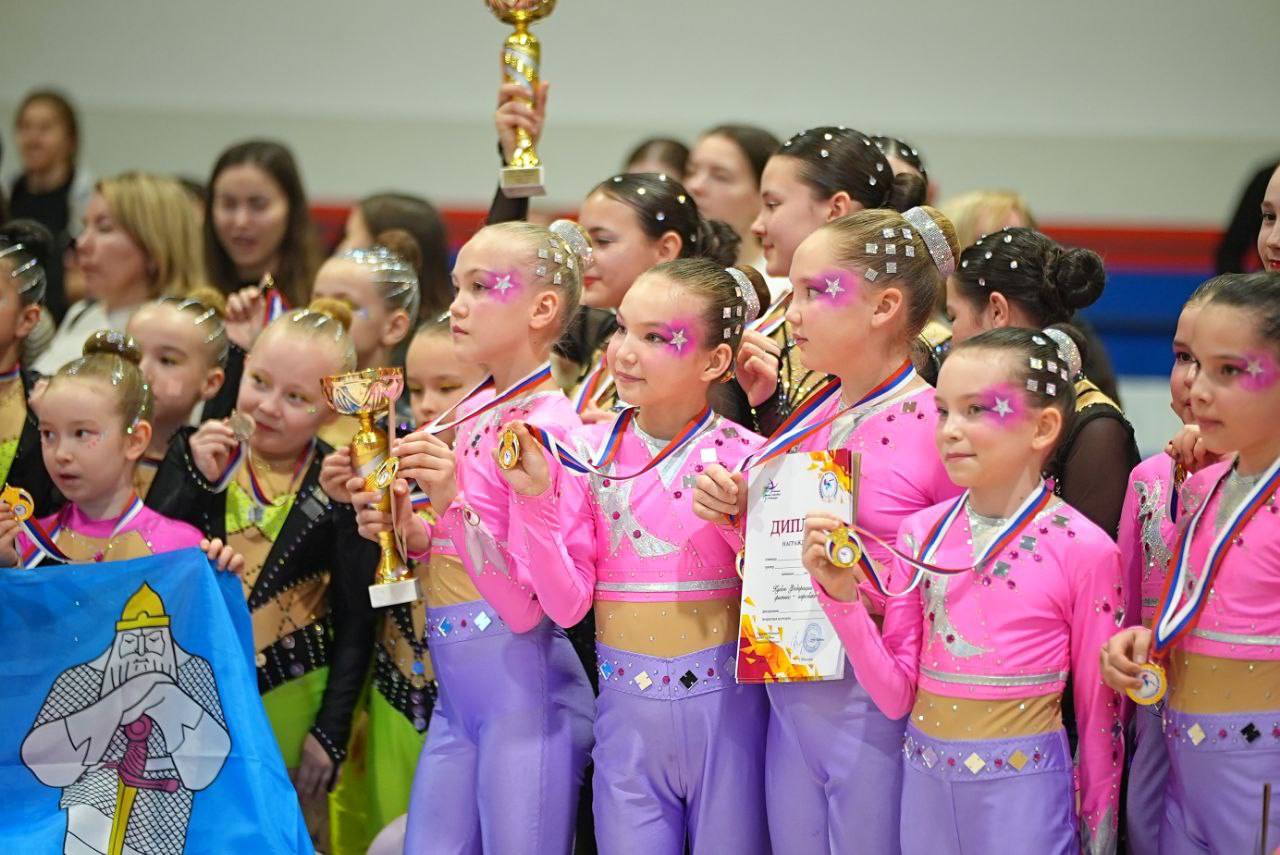 Фитнес-аэробика в Чувашии — школа побед, грации и единства Фитнес-аэробика в Чувашии — школа побед, грации и единства