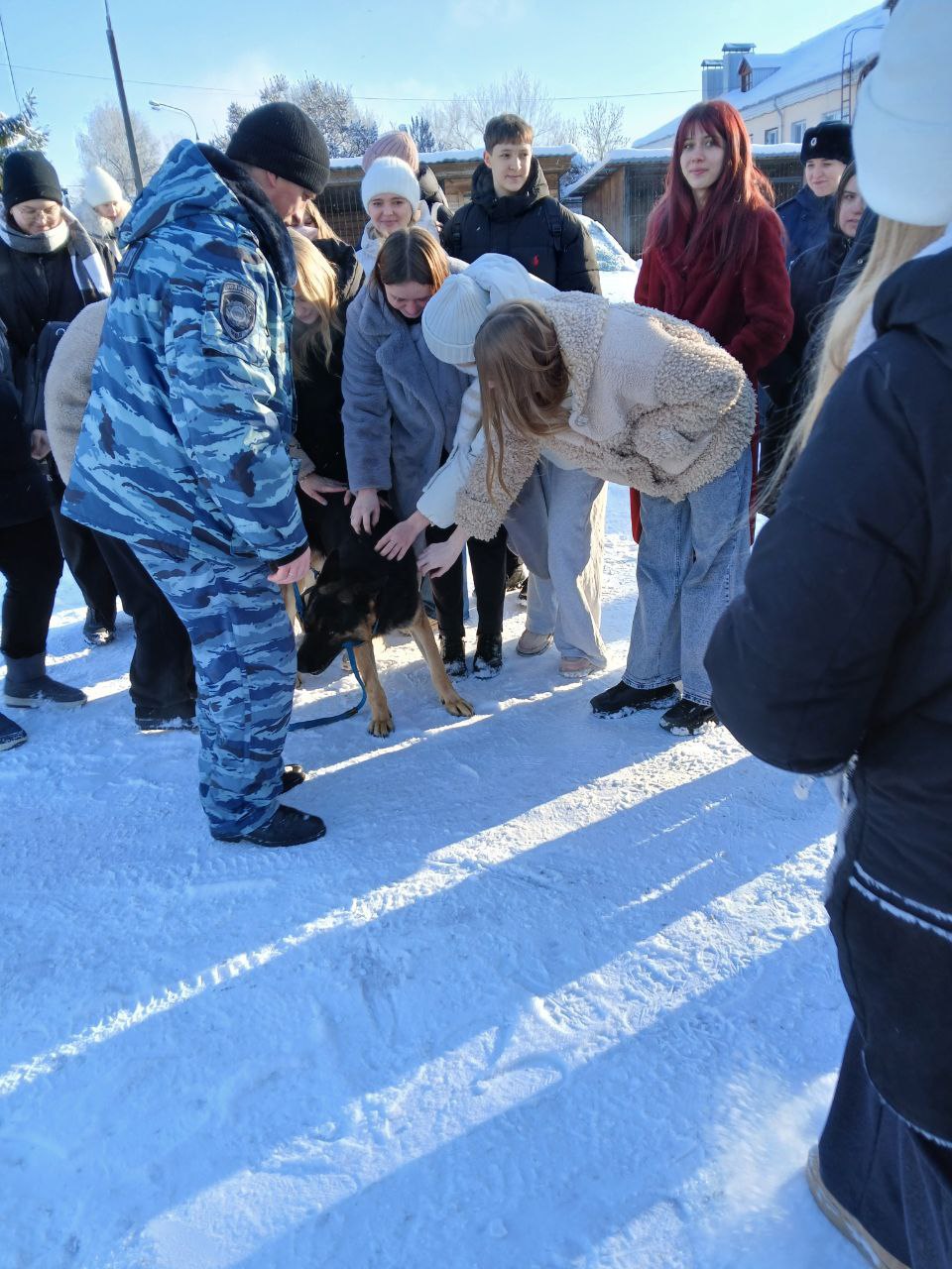 В МО МВД России «Алатырский» Чувашской Республики провели акцию «Студенческий десант» В МО МВД России «Алатырский» Чувашской Республики провели акцию «Студенческий десант»