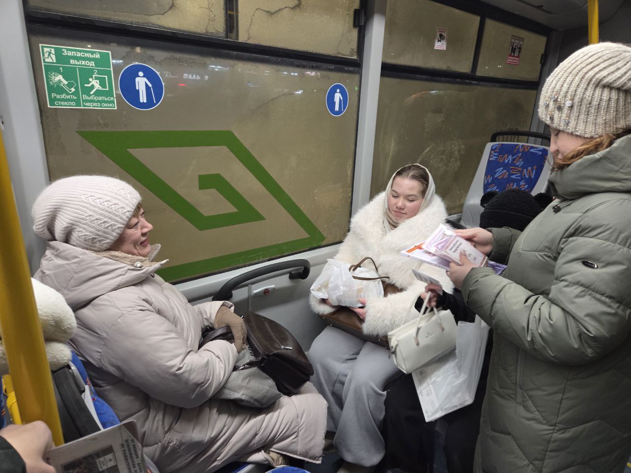 Сохраняя память: акция «Блокадных дорог не забыть никогда!»