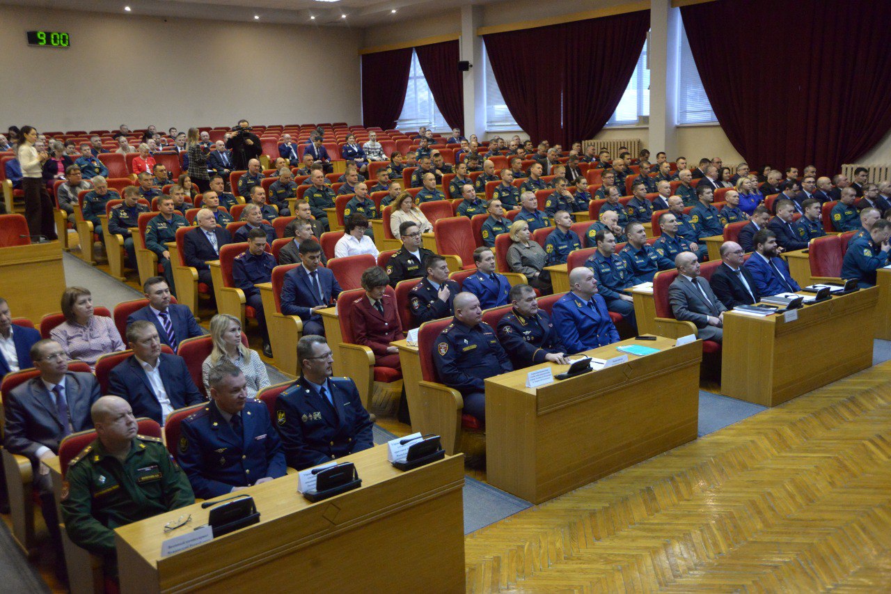 Леонид Черкесов: Вместе с Главой Чувашии Олегом Николаевым приняли участие в подведении итогов работы территориальной подсистемы единой государственной системы предупреждения и ликвидации чрезвычайных ситуаций Леонид Черкесов: Вместе с Главой Чувашии Олегом Николаевым приняли участие в подведении итогов работы территориальной подсистемы единой государственной системы предупреждения и ликвидации чрезвычайных ситуаций