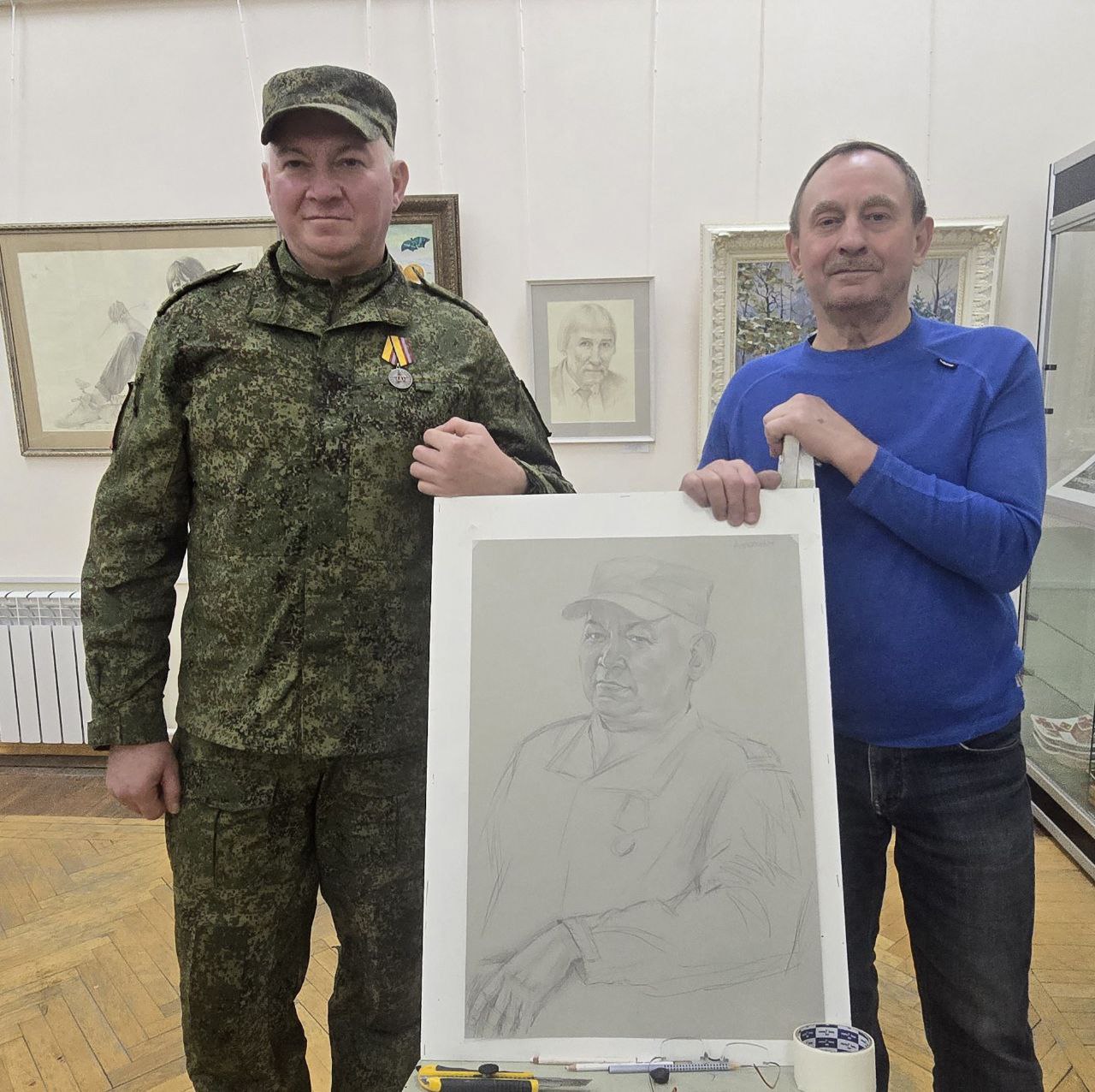 Заслуженные художники Чувашии Александр Ильин и Александр МухинЧебоксарский приняли участие в VI художественнопромышленной выставкефоруме «Уникальная Россия»! Заслуженные художники Чувашии Александр Ильин и Александр МухинЧебоксарский приняли участие в VI художественнопромышленной выставкефоруме «Уникальная Россия»!