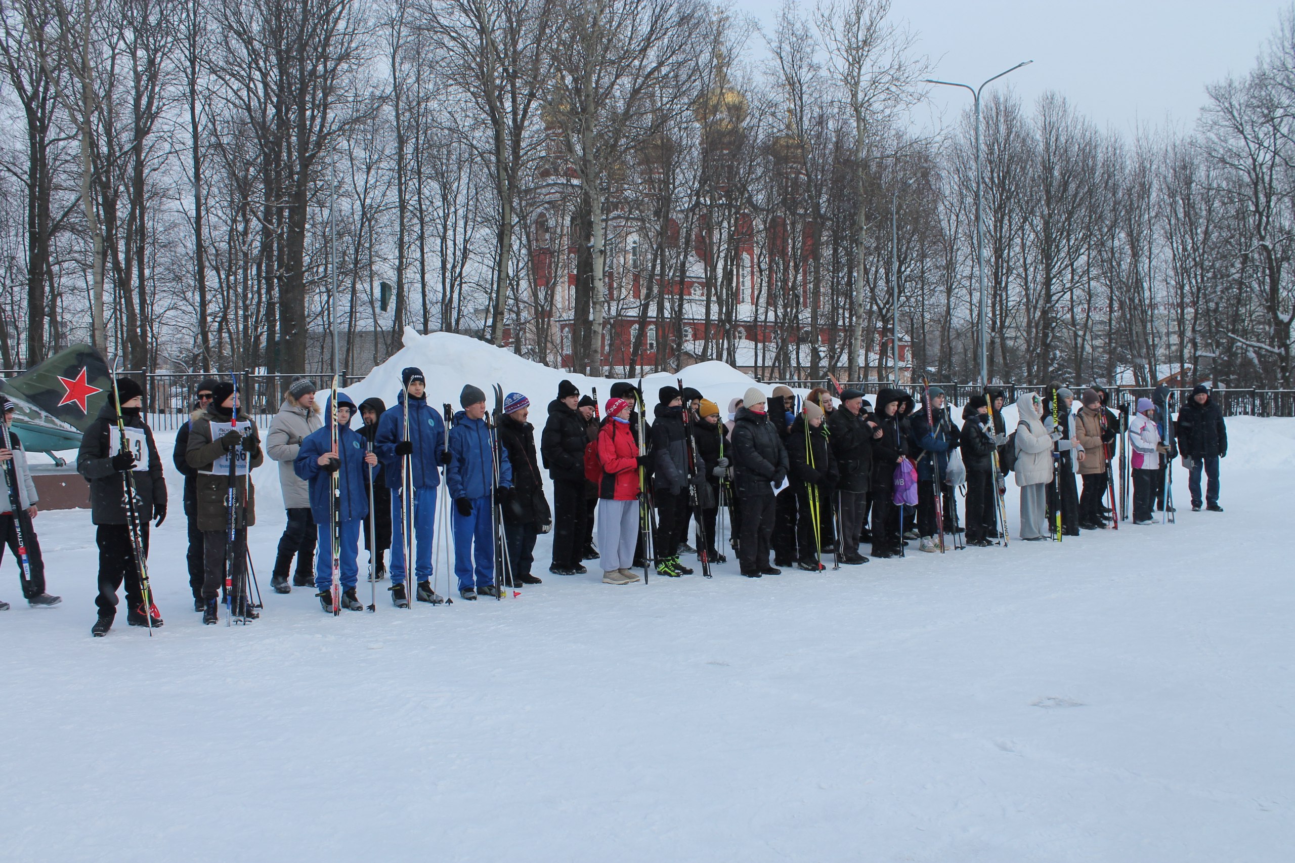 В Калининском районе дан старт Месячнику оборонно-массовой, военно-патриотической и спортивной работы В Калининском районе дан старт Месячнику оборонно-массовой, военно-патриотической и спортивной работы