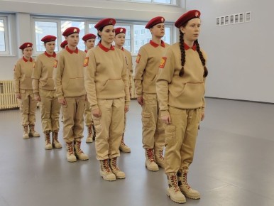 На базе школы №16 состоялось открытие месячника оборонно-массовой, спортивной и патриотической работы в Новочебоксарске