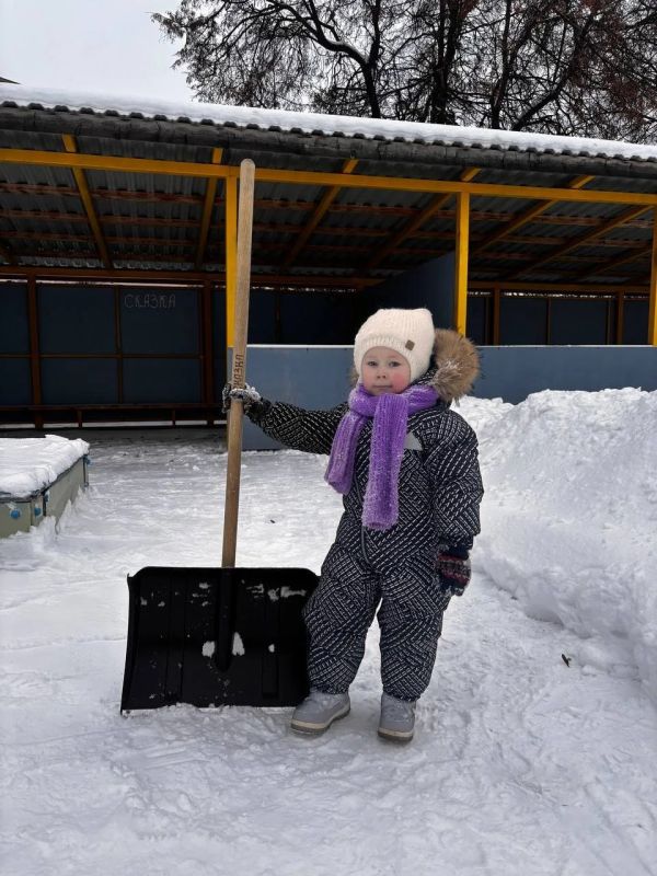 Уборка снега: дружно, организовано, вместе!