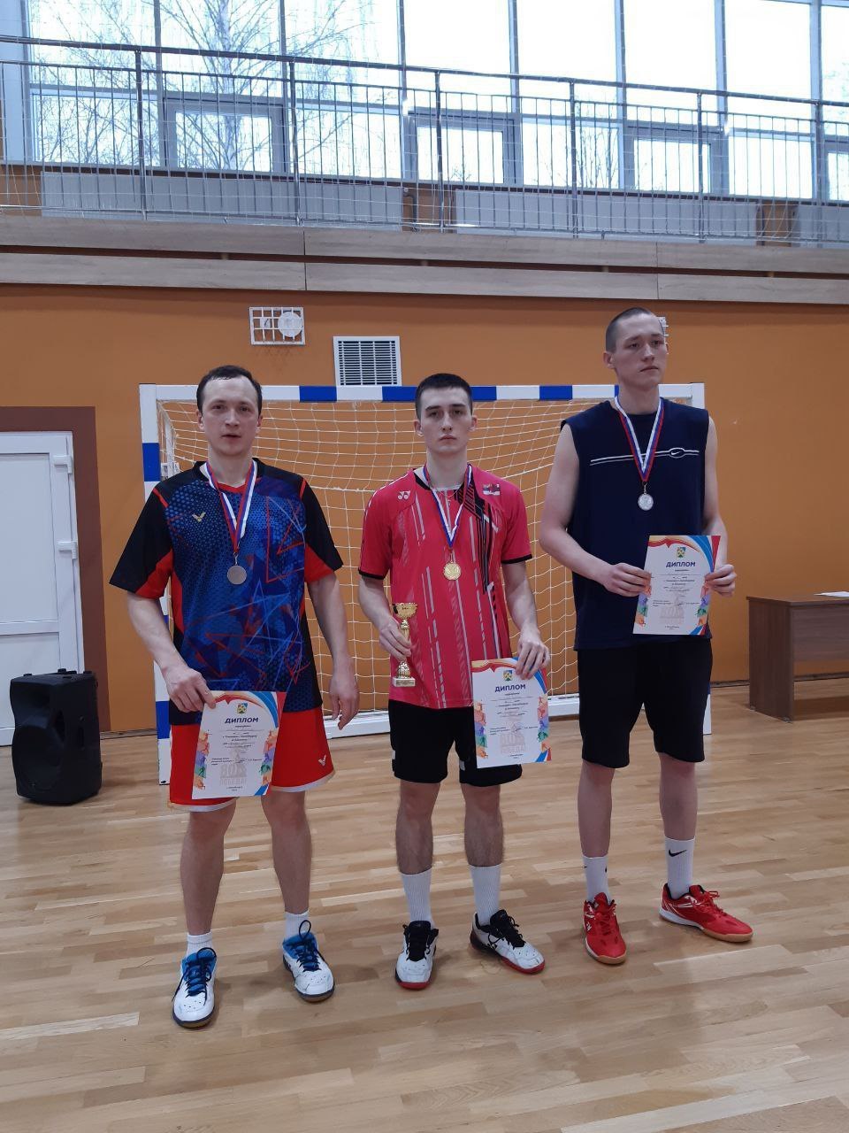 В минувшие выходные на базе Спортивной школы №1 состоялся городской турнир по бадминтону В минувшие выходные на базе Спортивной школы №1 состоялся городской турнир по бадминтону