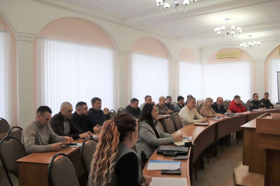 Прошло очередное еженедельное совещание с представителями управляющих компаний