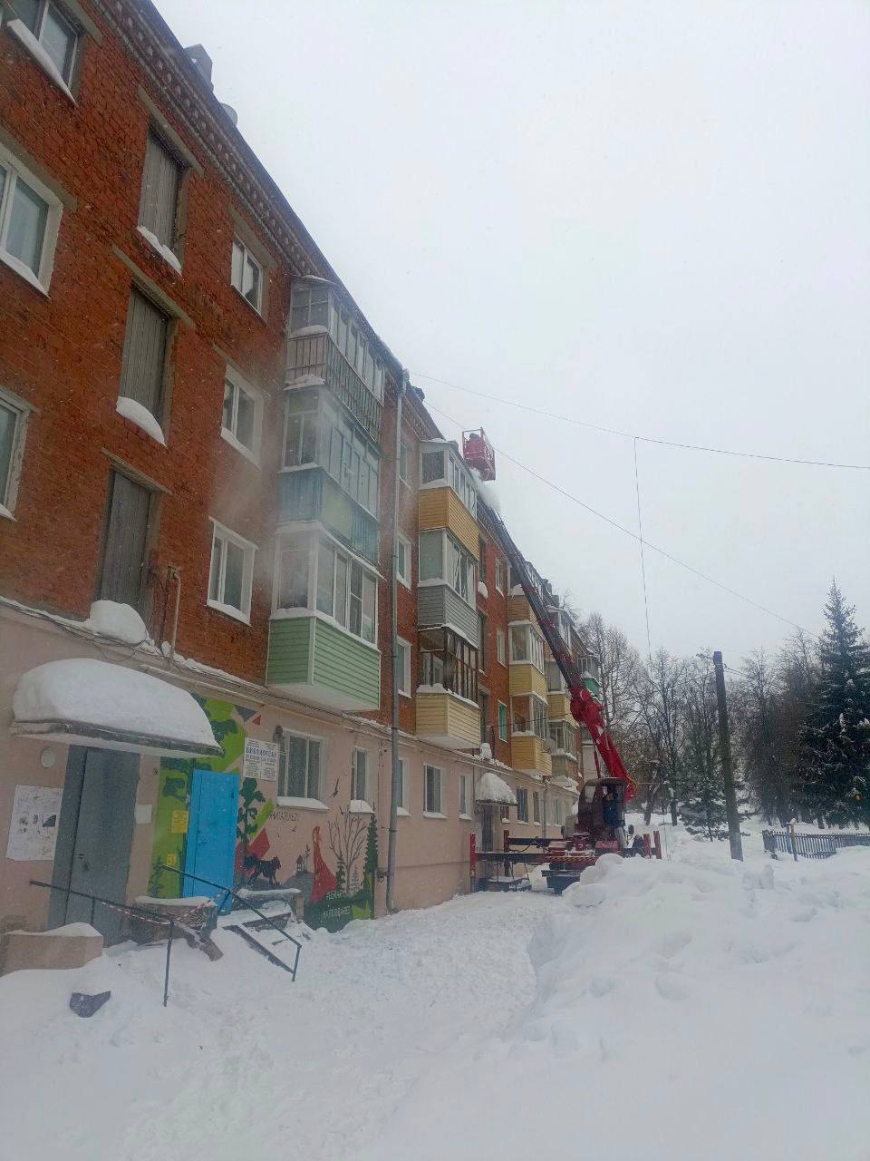 В Восточном посёлке начались восстановительные работы в доме № 20