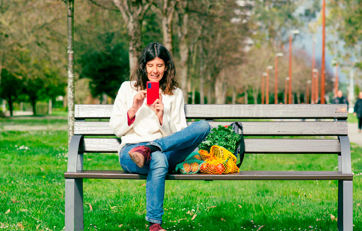 Как правильно очищать экран смартфона: советы, которые стоит знать