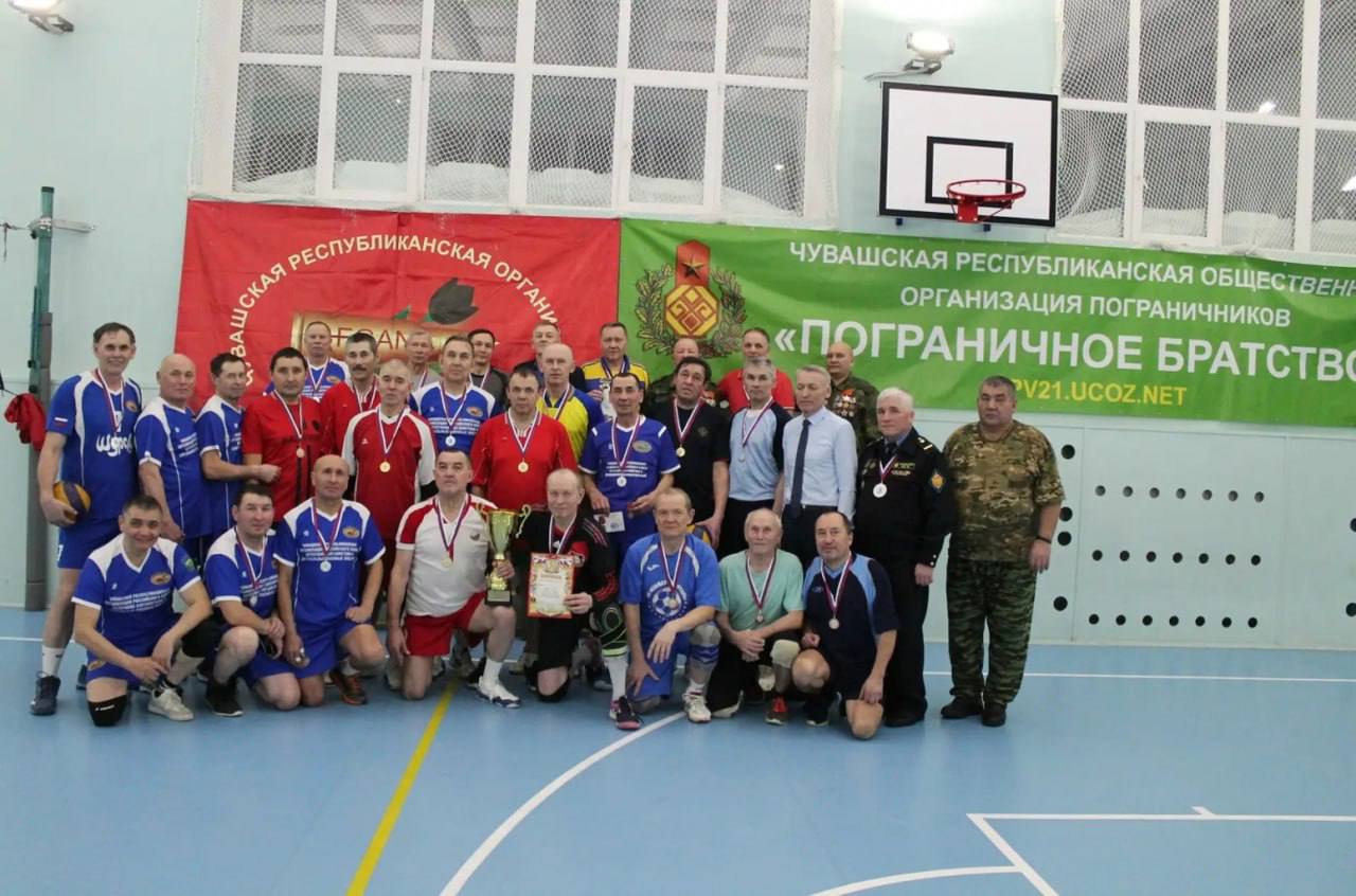 В Чебоксарах прошел турнир по волейболу памяти Героя России Николая Смирнова В Чебоксарах прошел турнир по волейболу памяти Героя России Николая Смирнова