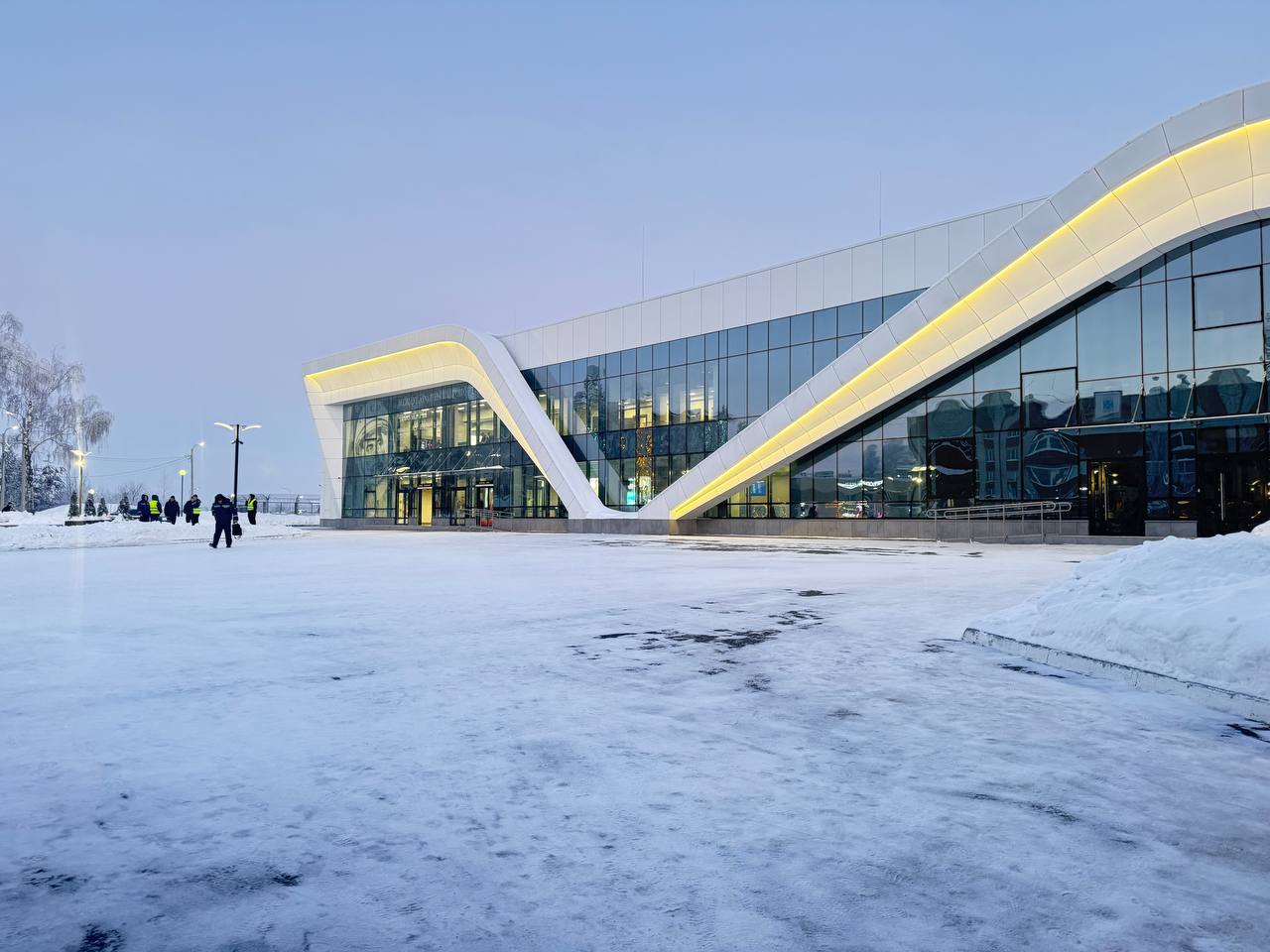 Аэропорт Чебоксар возобновил работу после временного закрытия