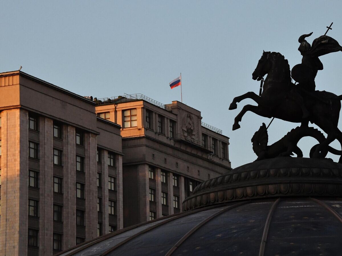 В Госдуме обсуждают обязательные уведомления о звонках от голосовых роботов