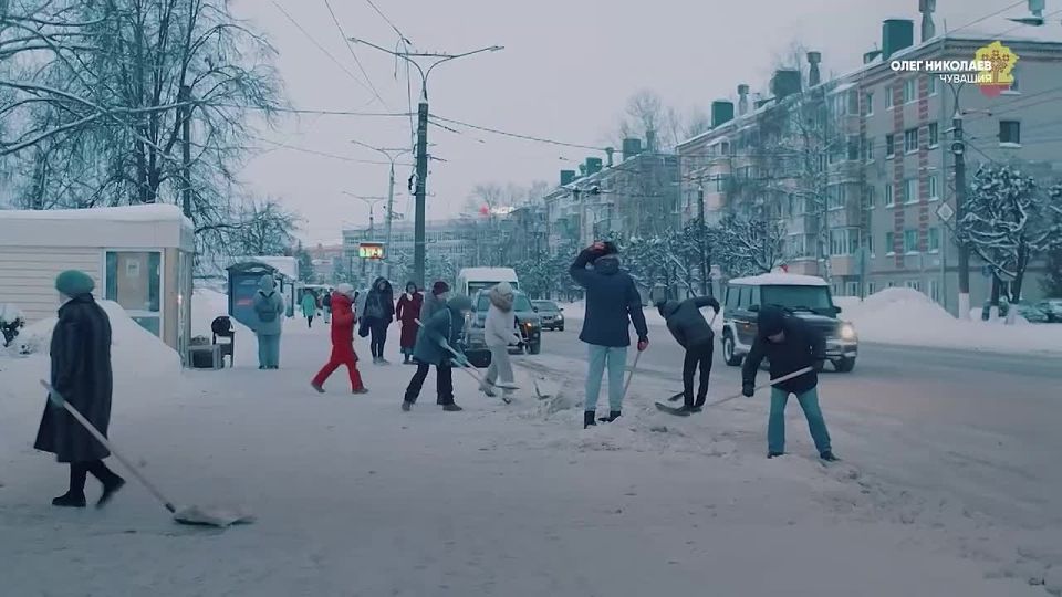 Олег Николаев: Зима в этом году испытывает нас на прочность, но у нас есть проверенное веками «оружие» – единство и взаимовыручка