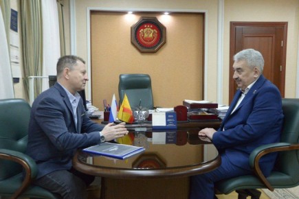 Леонид Черкесов: В преддверии 23 февраля встретился с добровольцем подразделения «БАРС» Виталием Емельяновым