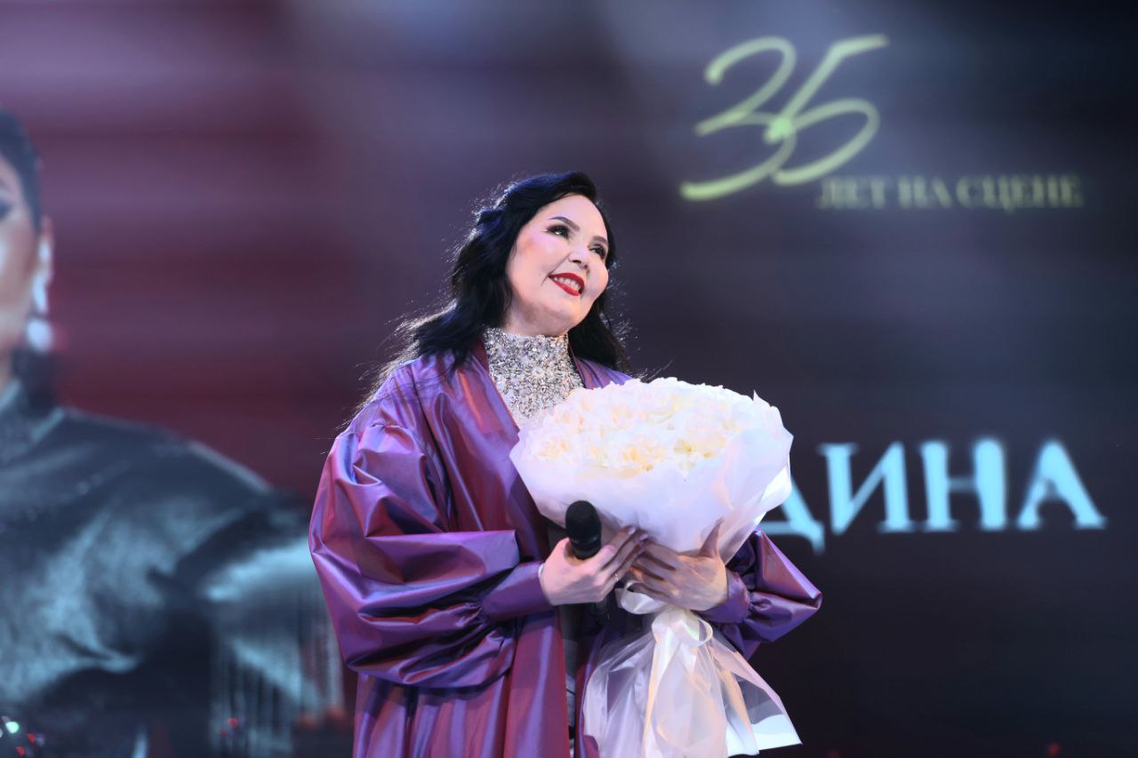 Леонид Черкесов: При полном аншлаге состоялся сольный юбилейный концерт нашей легендарной землячки, Народной артистки Чувашской Республики Августы Уляндиной Леонид Черкесов: При полном аншлаге состоялся сольный юбилейный концерт нашей легендарной землячки, Народной артистки Чувашской Республики Августы Уляндиной