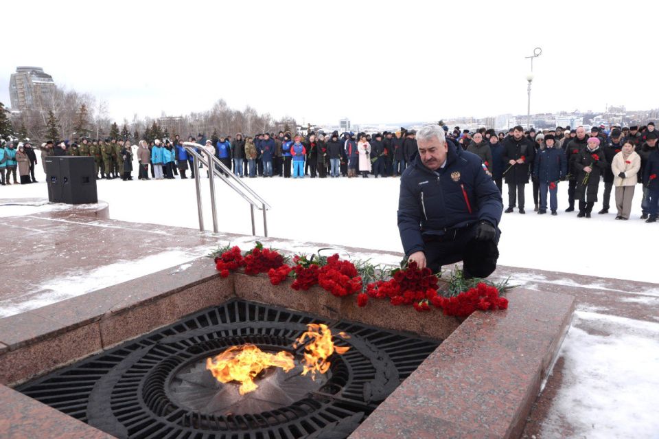 Леонид Черкесов: В День защитника Отечества мы традиционно склоняем головы перед светлой памятью тех, кто отдал жизнь за Родину