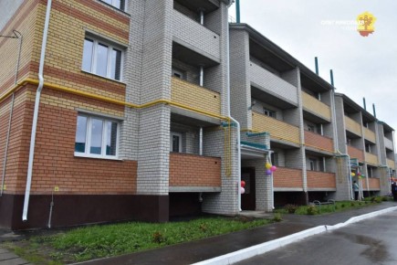 В Чувашии продолжается обеспечение жильём работников бюджетной сферы