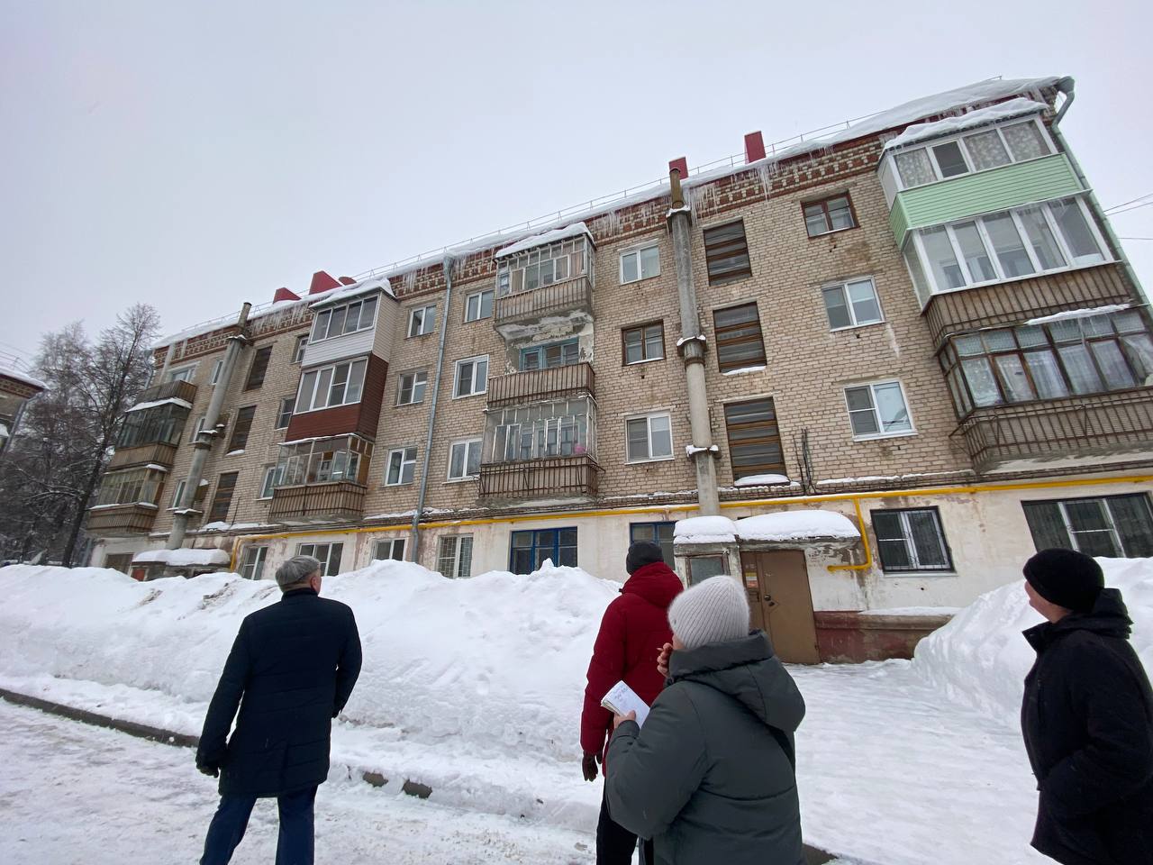 Традиционно начали пятницу с обхода Традиционно начали пятницу с обхода