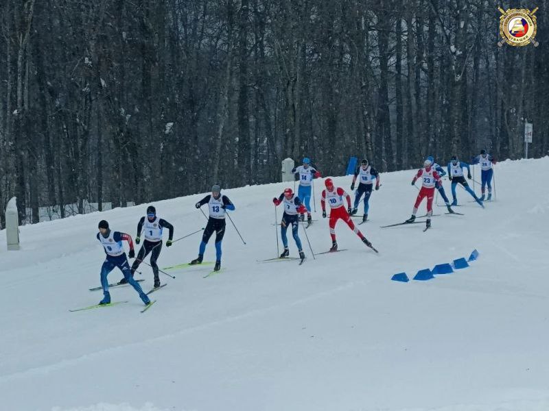 Команда спецбатальона ДПС впервые выиграла чемпионат МВД по лыжам