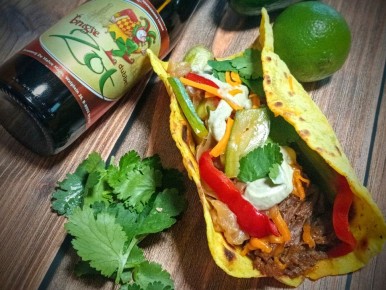 Тако со стейком в бельгийском эле и маринованными овощами