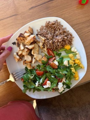 Обычные тарелки: когда красота уступает месту гастрономическому удовольствию