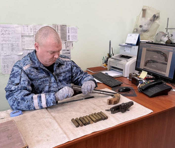 В прошлом году эксперты МВД по Чувашии провели около 9 тысяч осмотров мест происшествий В прошлом году эксперты МВД по Чувашии провели около 9 тысяч осмотров мест происшествий