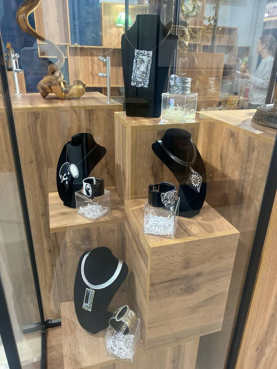 Приглашаем жителей и гостей столицы на выставку «Чудо Невиданное» в арт-галерее «Счастье на Волге» Приглашаем жителей и гостей столицы на выставку «Чудо Невиданное» в арт-галерее «Счастье на Волге»