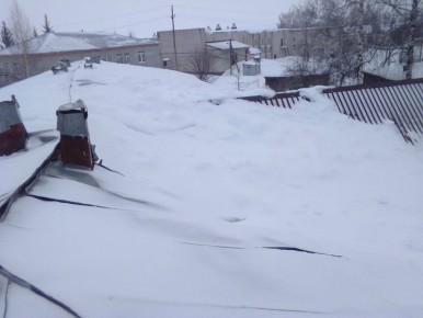 Прокуратура Цивильского района проводит проверку по факту частичного "проседания" кровли здания детского сада в п.Конар