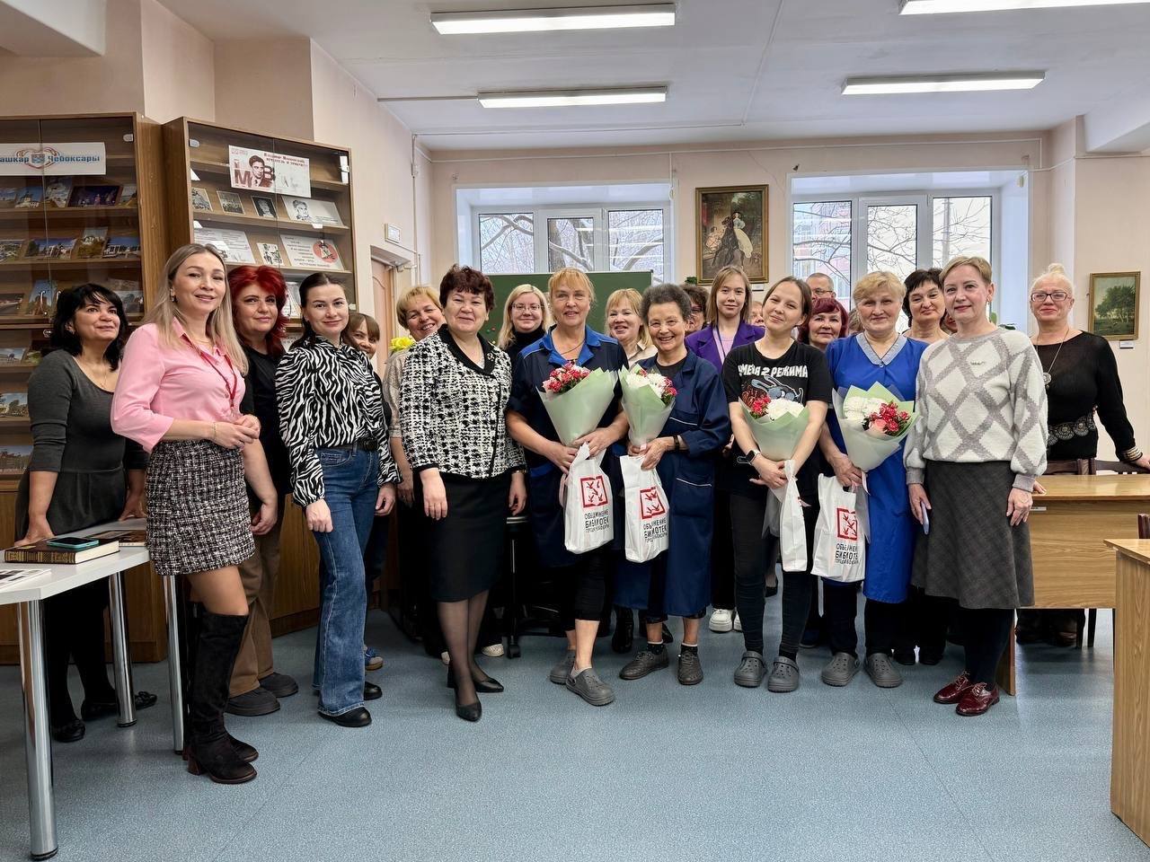 В преддверии прекрасного весеннего праздника в городе стартовала трогательная акция «Удели внимание — поздравь с праздником»