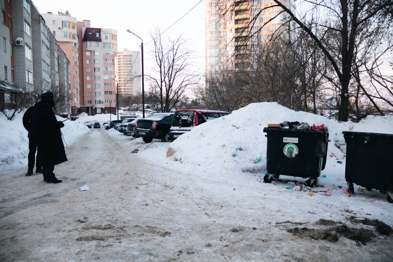 Глава города провёл объезд и рабочее совещание по улучшению вывоза ТКО Глава города провёл объезд и рабочее совещание по улучшению вывоза ТКО