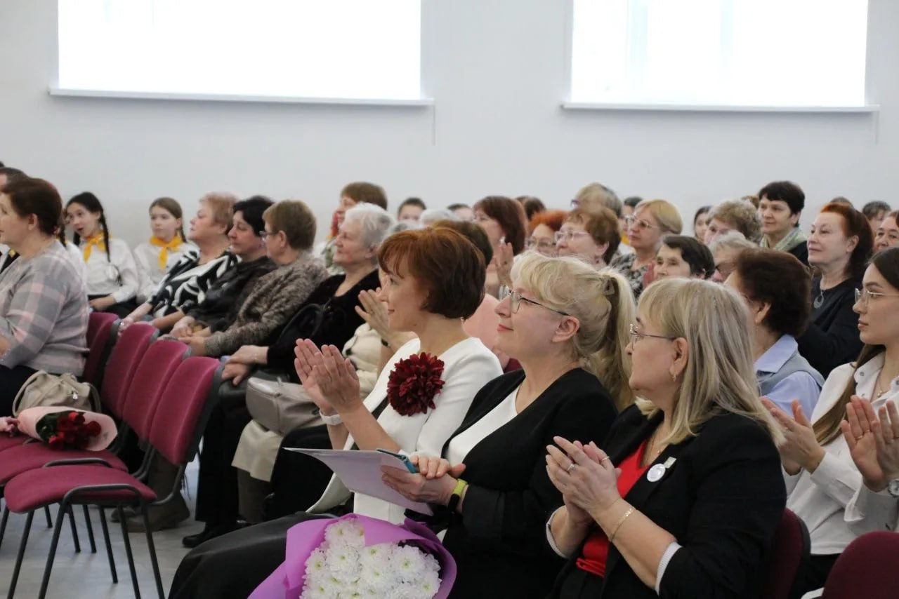 Школа №9 отметила 50-летний юбилей! Школа №9 отметила 50-летний юбилей!