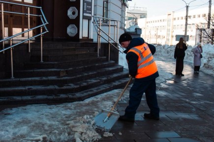 Столицу приводят в порядок после снежной зимы