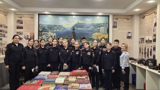 Слушатели Детской полицейской академии побывали на экскурсии в УМВД России по городу Чебоксары