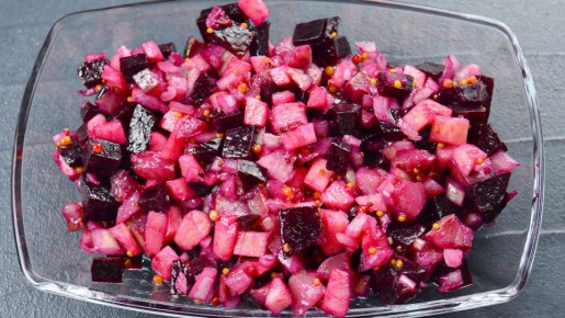 Неповторимый салат из свеклы: удивите гостей оригинальным рецептом