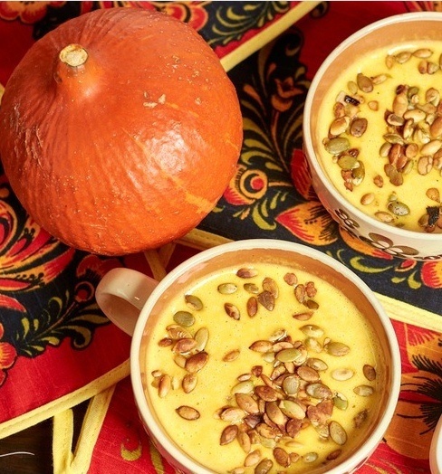 Тепло домашнего уюта: тыквенный суп с плавленым сыром