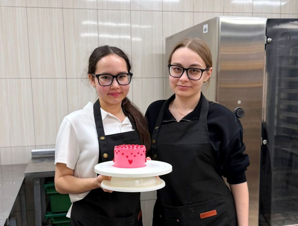 �����������: ������ ������� ������ � ������������� ��������� ��������, ������ �������� � ������������ �����������, � ������� � ��������� ������-������