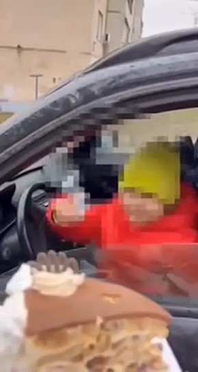 В Чебоксарах мужчина дал своему маленькому сыну прокатиться за рулем «БМВ» в честь дня рождения