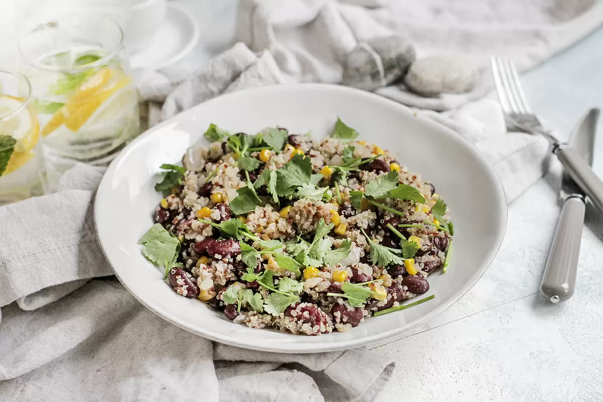 Овощное киноа: яркое и полезное блюдо для любого повода