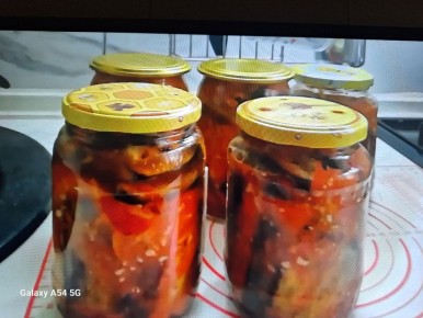 Зимние деликатесы: как заготовить ароматные баклажаны на зиму