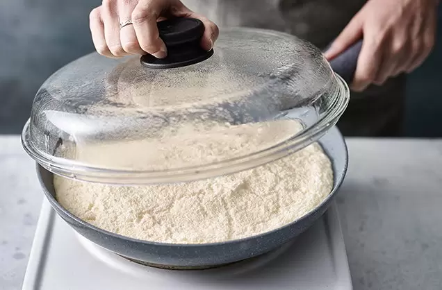 Пышный омлет-суфле: восхитительный рецепт с цветной капустой и сырным соусом