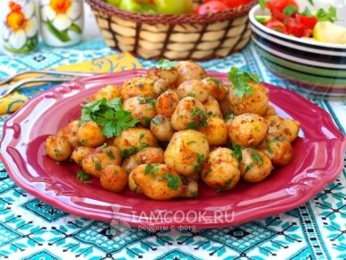 Тайны молоденькой картошки: простые и вкусные рецепты с любимым овощем