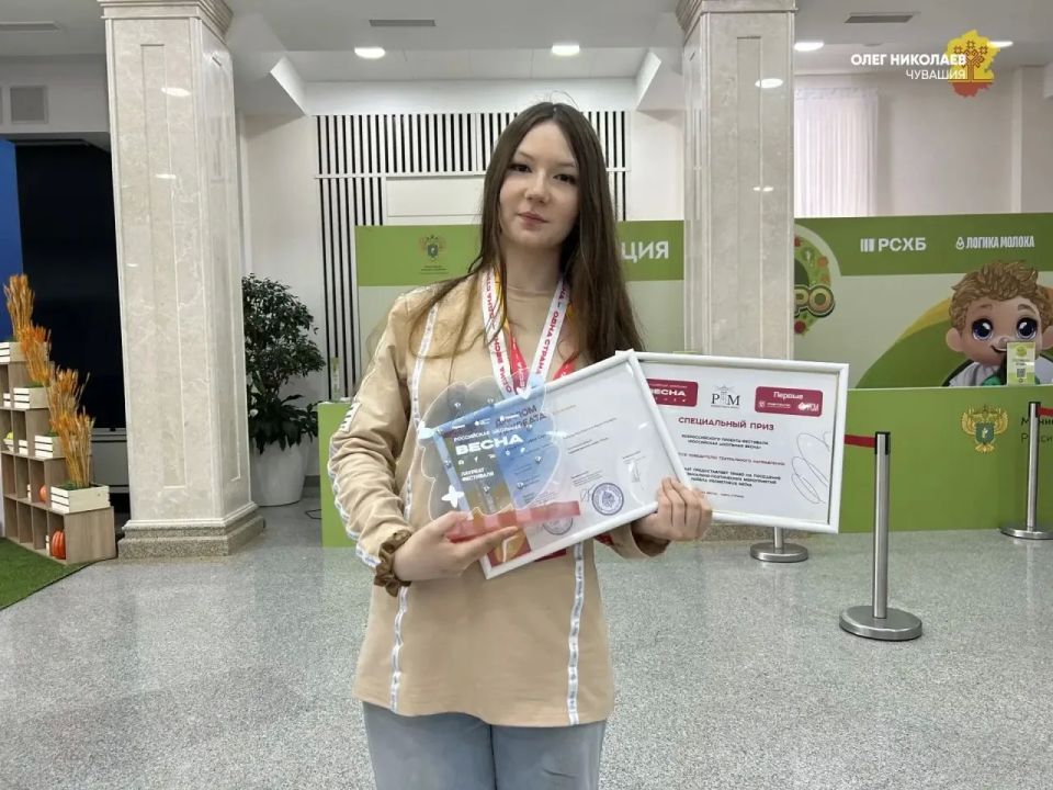 Олег Николаев: С невероятной гордостью и теплотой в сердце наблюдаю за успехами наших ребят! Завершился масштабный Всероссийский фестиваль «Российская школьная весна», который собрал самых талантливых и ярких школьников со... Олег Николаев: С невероятной гордостью и теплотой в сердце наблюдаю за успехами наших ребят! Завершился масштабный Всероссийский фестиваль «Российская школьная весна», который собрал самых талантливых и ярких школьников со...