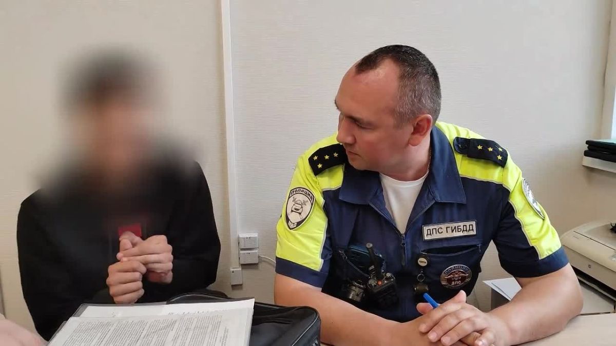 Без прав, в трусах и касках: компанию несовершеннолетних мотоциклистов привлекли к ответственности в Чебоксарах
