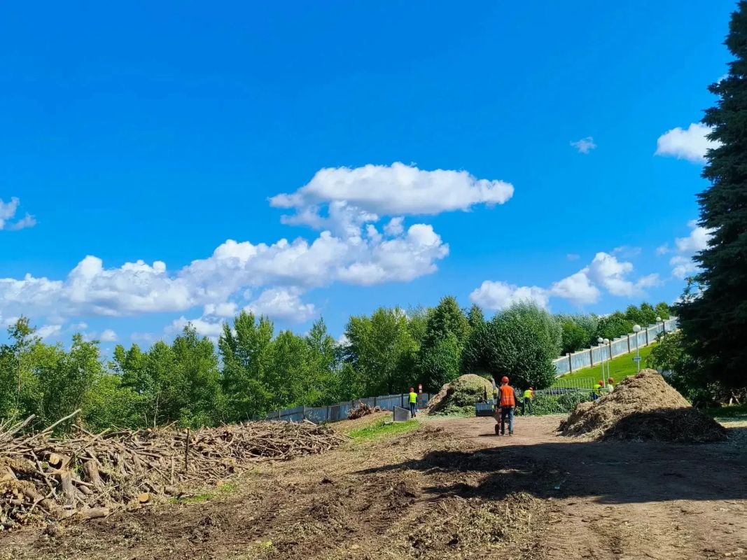 В Чебоксарах продолжается реконструкция Парка Победы В Чебоксарах продолжается реконструкция Парка Победы