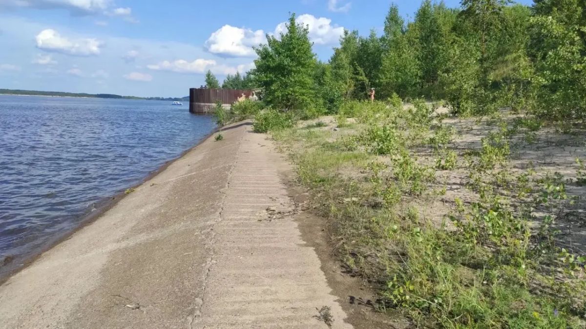 В жаркую погоду многие стремятся к воде, но такой отдых может обернуться трагедией В жаркую погоду многие стремятся к воде, но такой отдых может обернуться трагедией