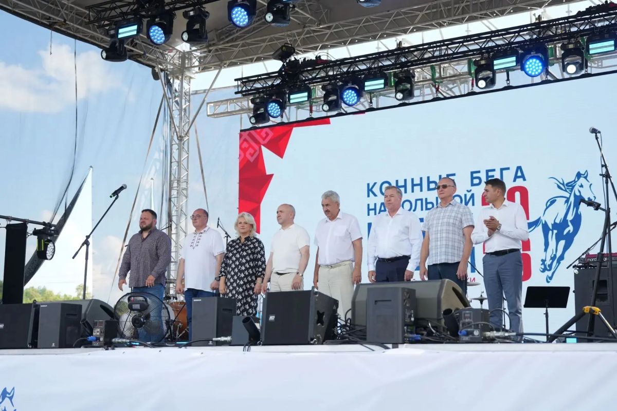 Леонид Черкесов: Большой Кубок Главы Чувашской Республики по конным бегам состоялся на территории Чувашского конного завода имени В. И. Чапаева в Ядринском округе Леонид Черкесов: Большой Кубок Главы Чувашской Республики по конным бегам состоялся на территории Чувашского конного завода имени В. И. Чапаева в Ядринском округе