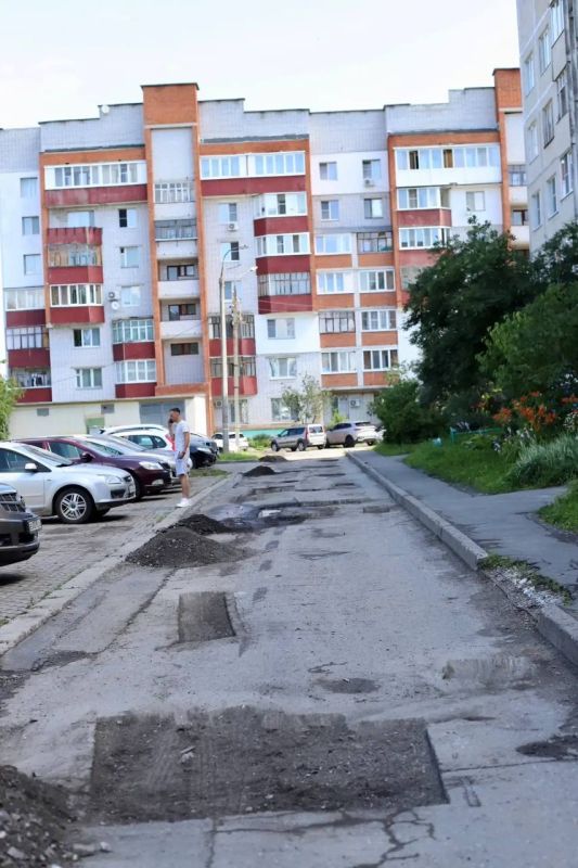 Комфорт и безопасность: в Чебоксарах продолжается ремонт дорог Комфорт и безопасность: в Чебоксарах продолжается ремонт дорог