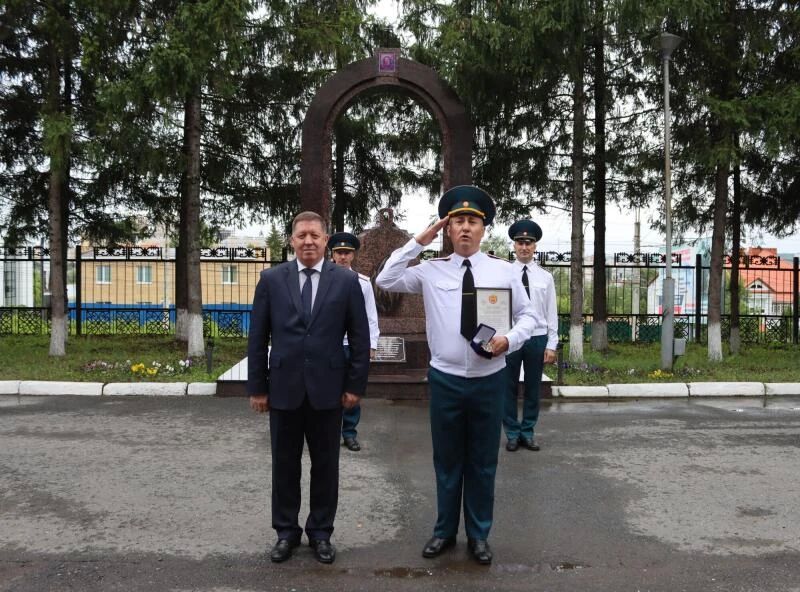 Чествование сотрудников государственного пожарного надзора Чествование сотрудников государственного пожарного надзора