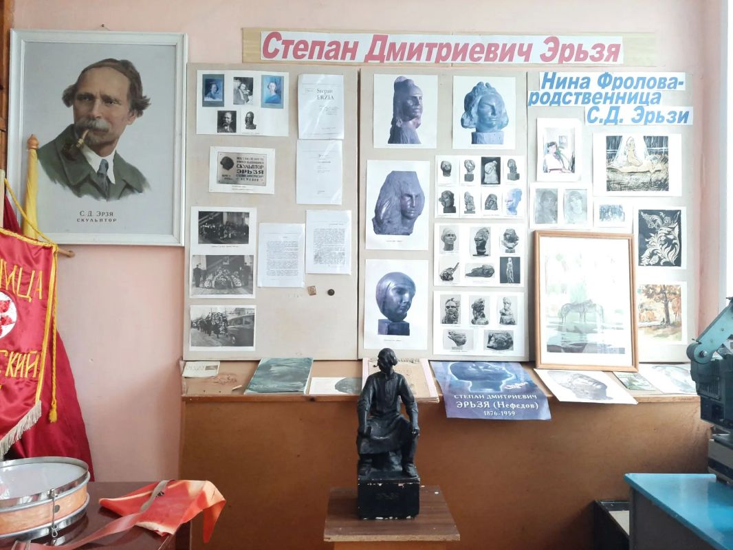 Леонид Черкесов: В Алтышевской основной общеобразовательной школе имени Героя Советского Союза Якова Григорьевича Сульдина бережно хранят историю Леонид Черкесов: В Алтышевской основной общеобразовательной школе имени Героя Советского Союза Якова Григорьевича Сульдина бережно хранят историю