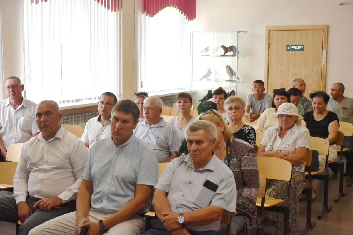 Вчера команда Правительства Чувашии вновь провела проект «Открытый Разговор», инициированный Председателем Кабинета Министров Сергеем Артамоновым Вчера команда Правительства Чувашии вновь провела проект «Открытый Разговор», инициированный Председателем Кабинета Министров Сергеем Артамоновым