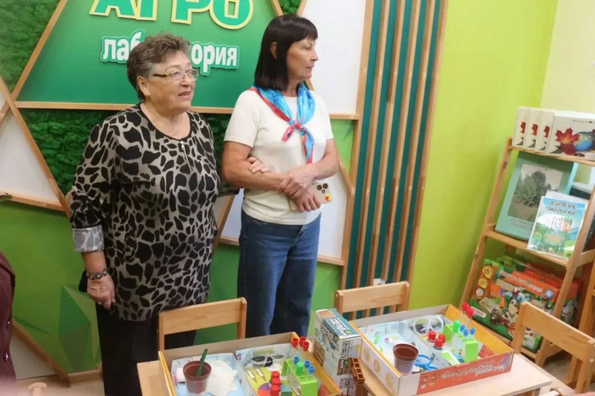 В преддверии нового учебного года представители Совета ветеранов посетили детские сады и школы Чебоксар В преддверии нового учебного года представители Совета ветеранов посетили детские сады и школы Чебоксар